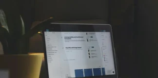 Hvordan man overstreger i Google Docs forklaret