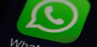 Hvordan man opretter en afstemning i WhatsApp forklaret
