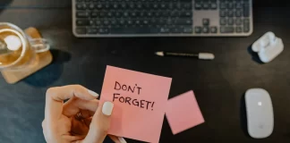 Sådan indstiller du påmindelser om placering på en Android-enhed