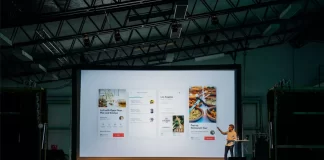 Sådan tilføjer du undertekster i en PowerPoint-præsentation
