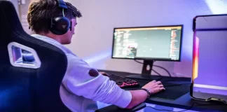 Sådan afspiller du musik i Discord